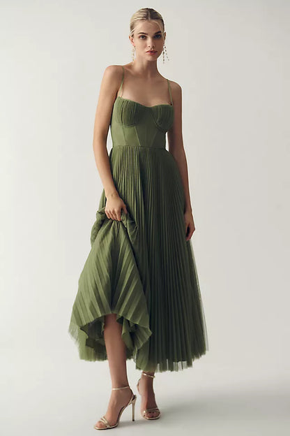 Robe maxi femme plissée – coupe fluide sans manches ajustée