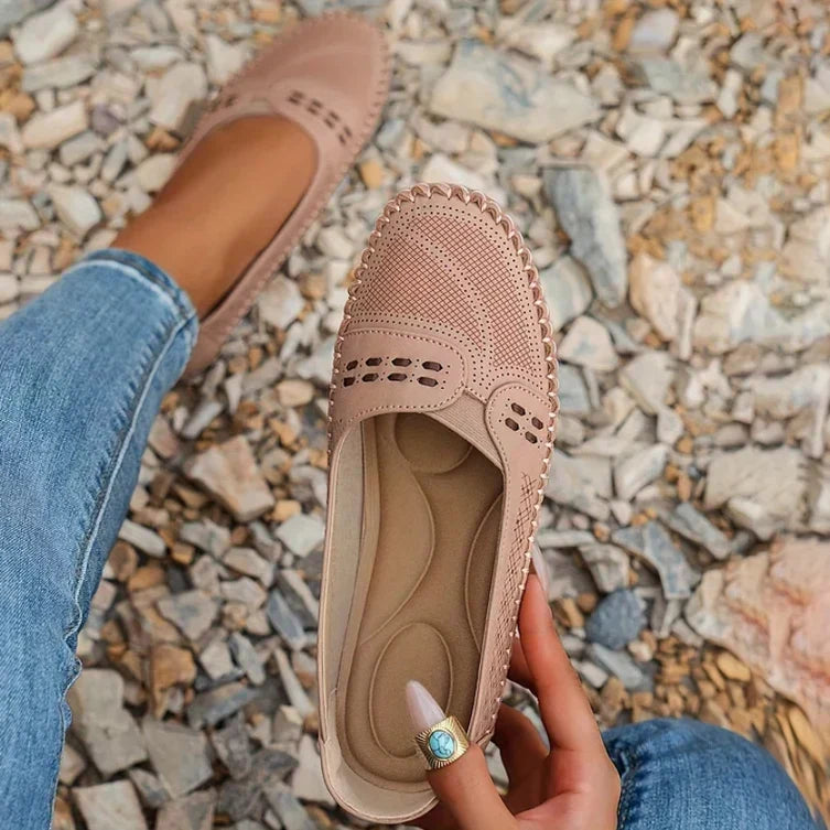 Mocassins Femme Constance-Alice – détail de la tige