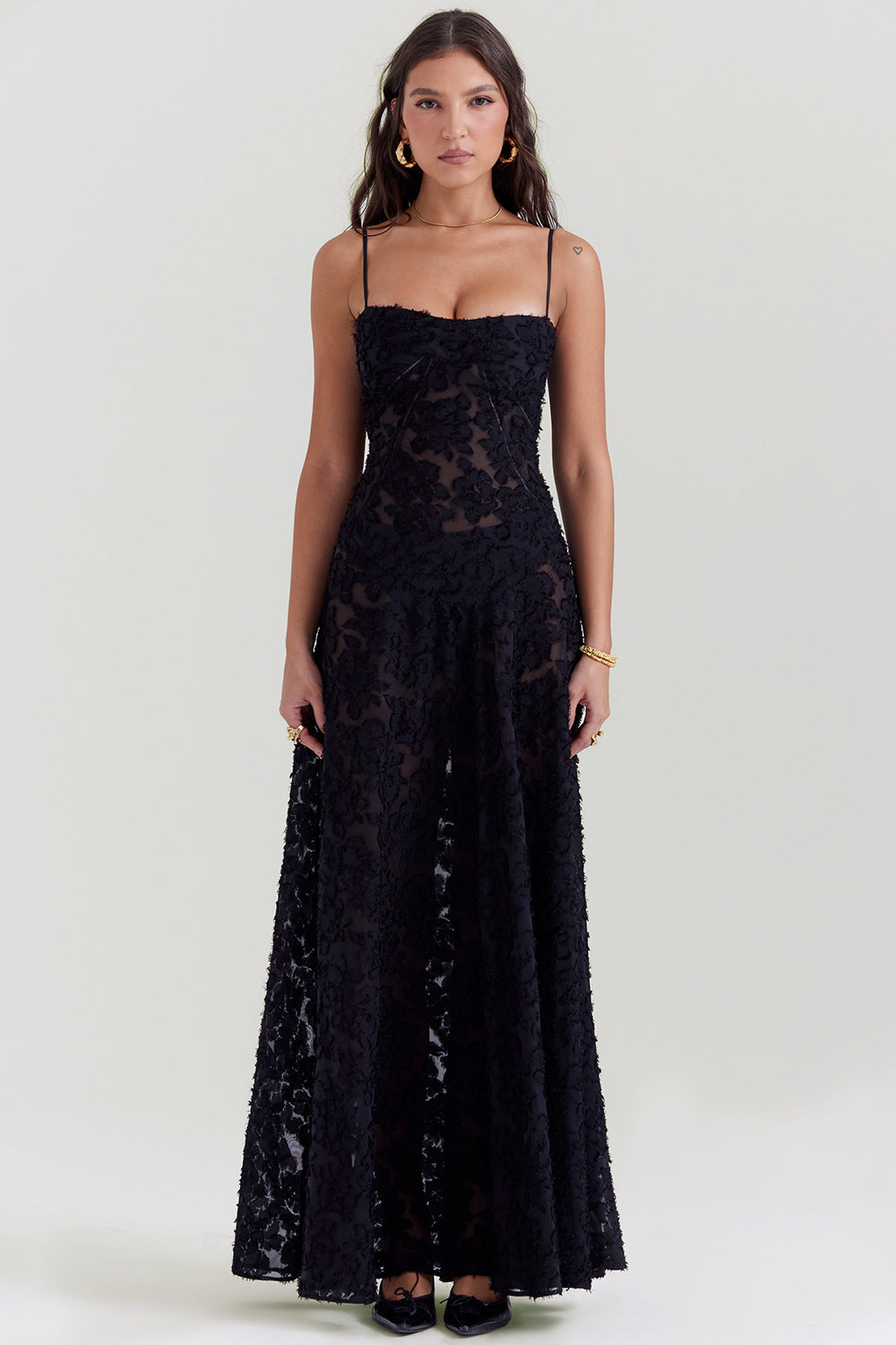 Robe longue à fines bretelles femme – coupe ajustée ourlet évasé