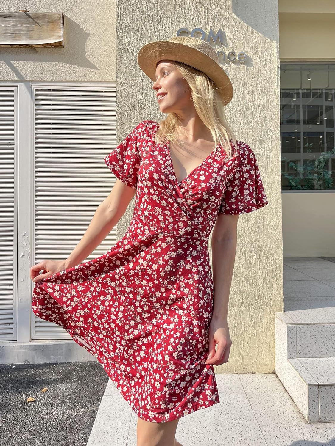 Robe Midi Femme en tissu léger, col V, coupe confortable – Menvelo