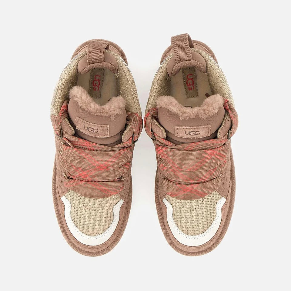 UGG Lowmel Rocky Oak baskets femme en daim et textile recyclé marron chêne, vue arrière