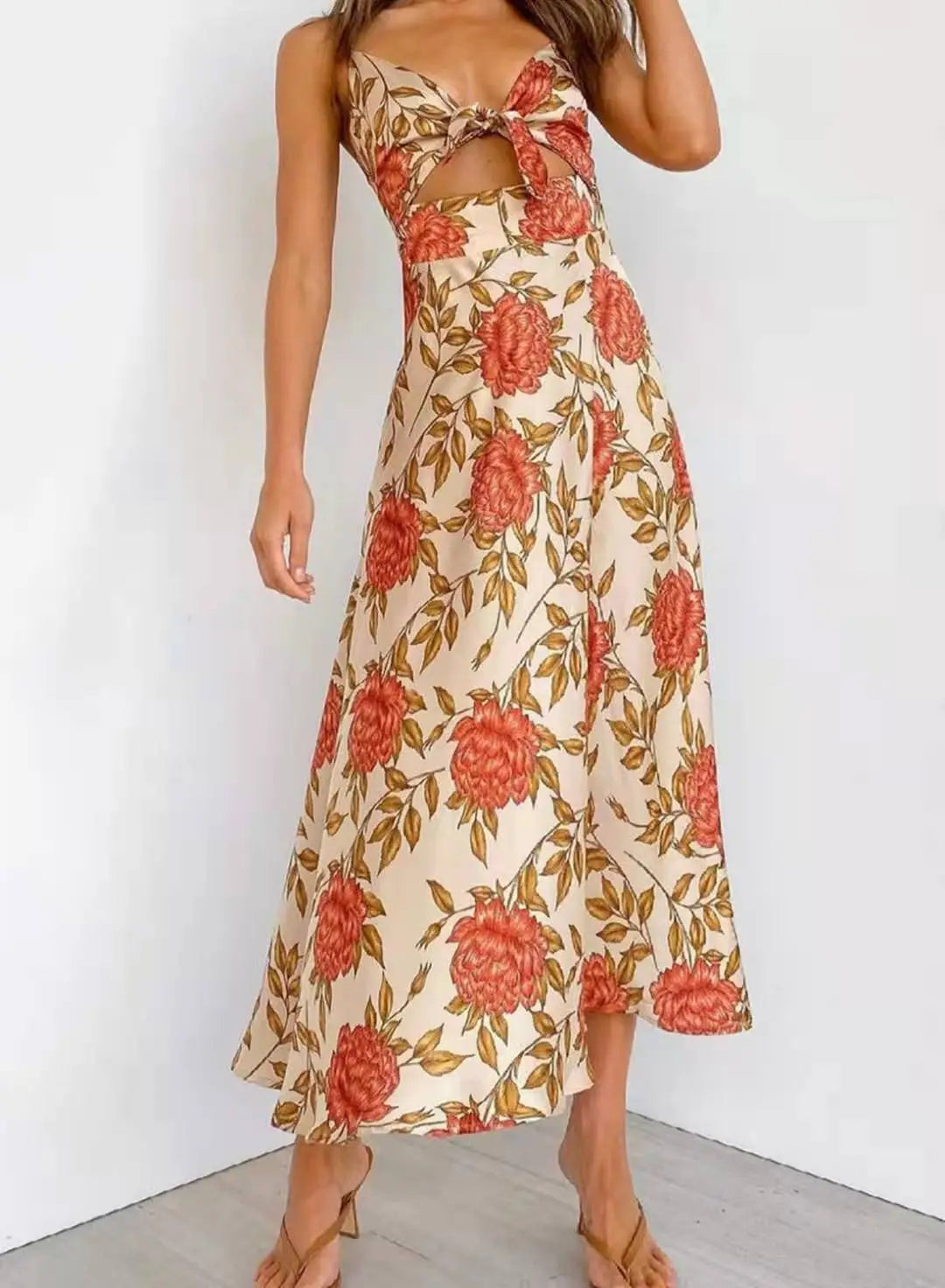 Robe Midi Femme Fleurie – Col V, Nœud Frontal et Bretelles Réglables