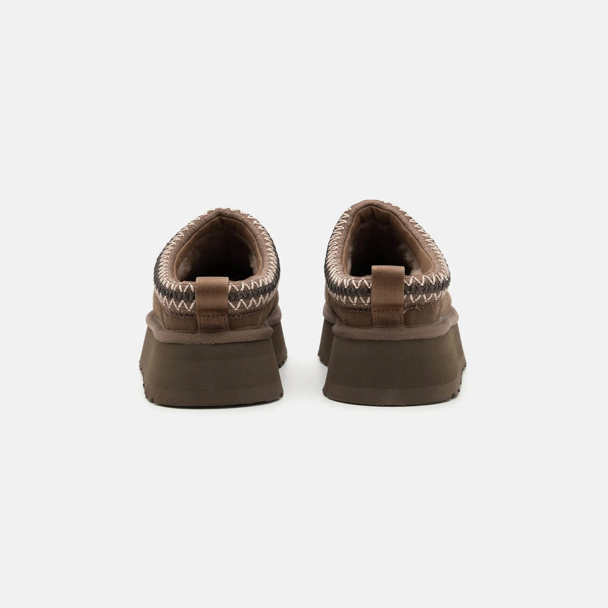 UGG Tazz Hickory chaussons à plateforme femme en daim et peau de mouton marron hickory, détail semelle