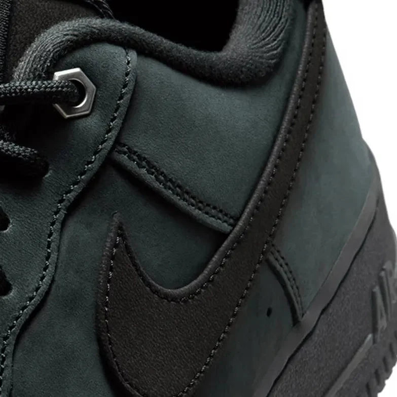 Nike Air Force 1 Low Black Nubuck, Baskets Basses Unisexe Cuir – photo 3