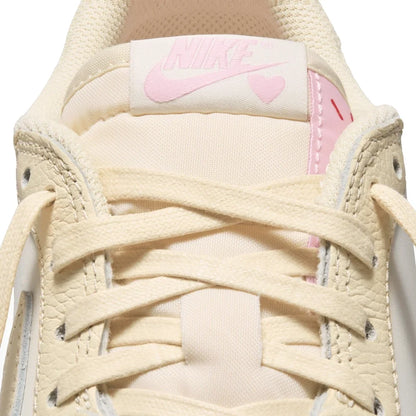 Air Jordan 1 Low Travis Scott Shy Pink baskets basses homme et femme en cuir rose, vue de dessus