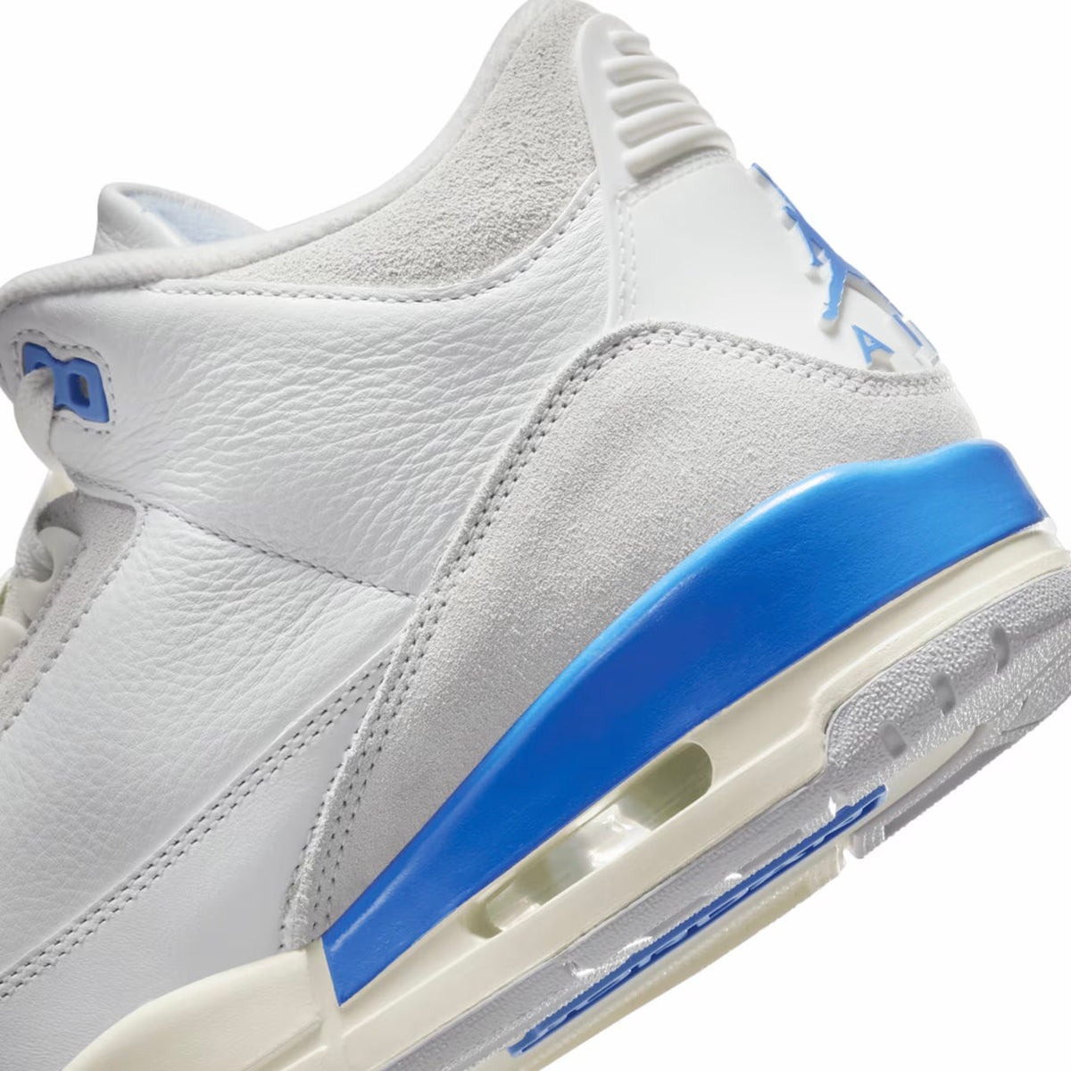 Air Jordan 3 Lucky Shorts baskets homme et femme en daim blanc bleu, vue arrière