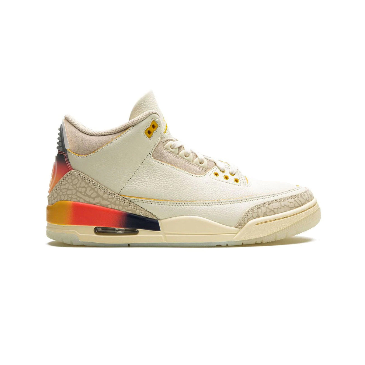 Air Jordan 3 J Balvin Sunset baskets homme et femme en daim orange, vue de profil