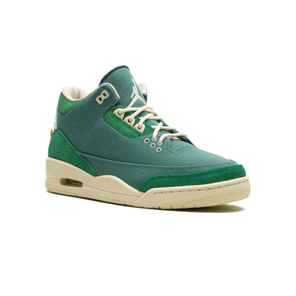 Air Jordan 3 Nina Chanel Abney Bicoastal baskets homme et femme en daim vert, vue de face