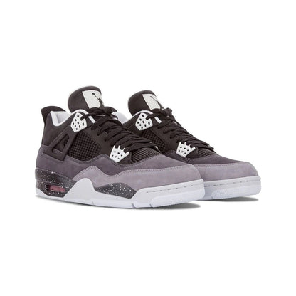 Air Jordan 4 Union Fear Pack baskets homme et femme en daim noir gris, vue de face