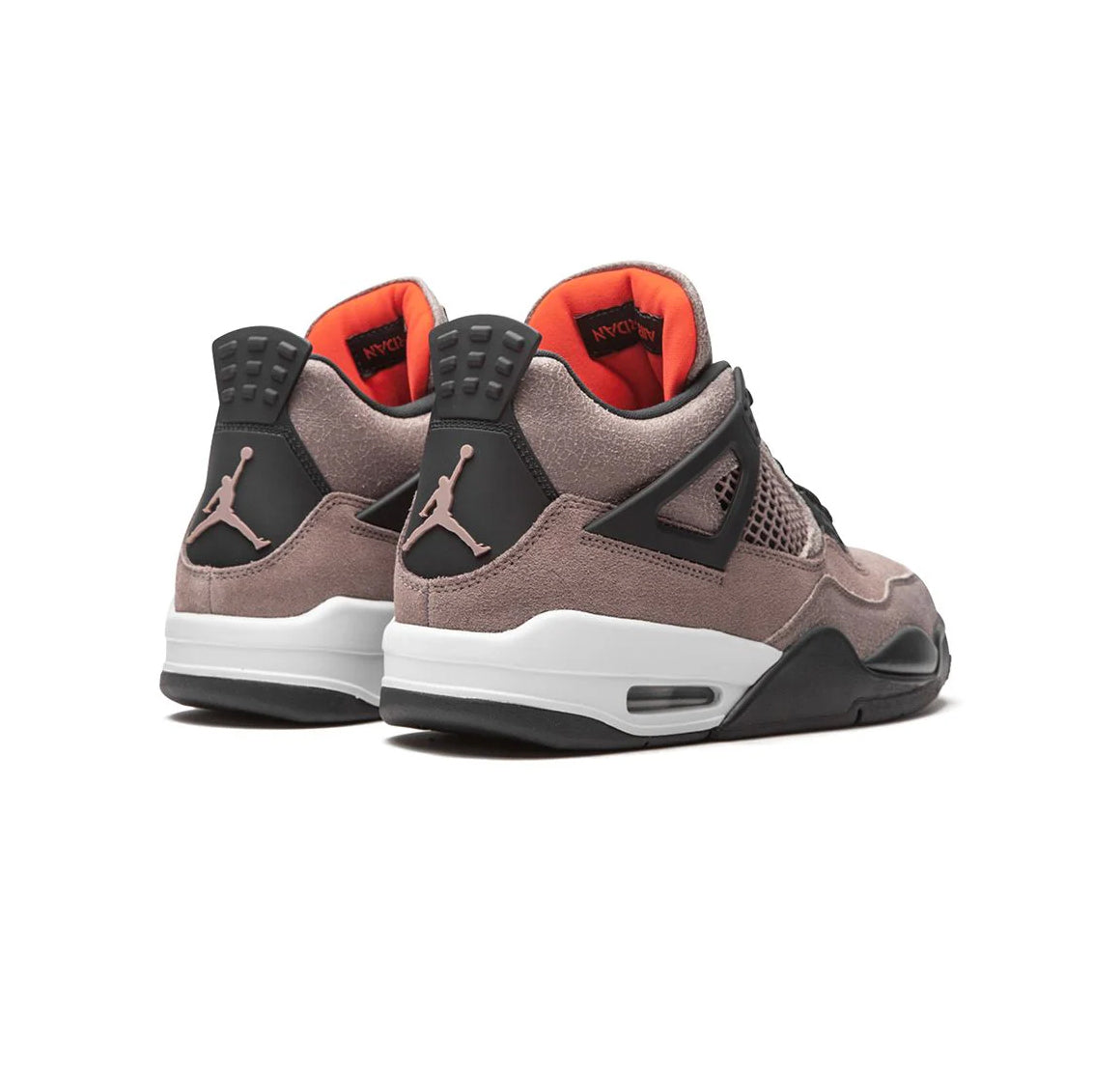 Air Jordan 4 Taupe Haze baskets homme et femme en cuir beige, détail semelle