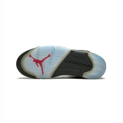Air Jordan 5 Fear Pack baskets homme et femme en cuir noir gris, vue arrière