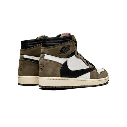 Air Jordan 1 High Travis Scott baskets montantes homme et femme en daim noir blanc, vue de face