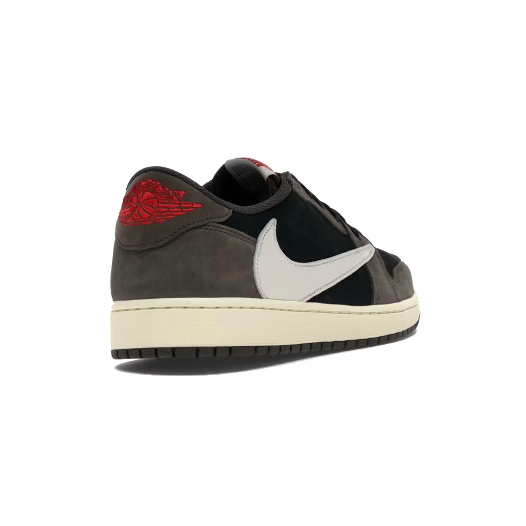 Air Jordan 1 Low Travis Scott Dark Mocha baskets basses homme et femme en daim marron, vue de face