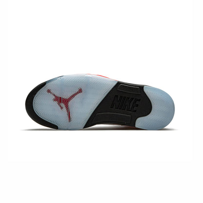 Air Jordan 5 Fire Red Silver Tongue baskets homme et femme en cuir rouge argent, vue arrière