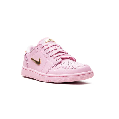 Air Jordan 1 Low Method of Make Perfect Pink baskets basses femme en cuir rose, vue de face