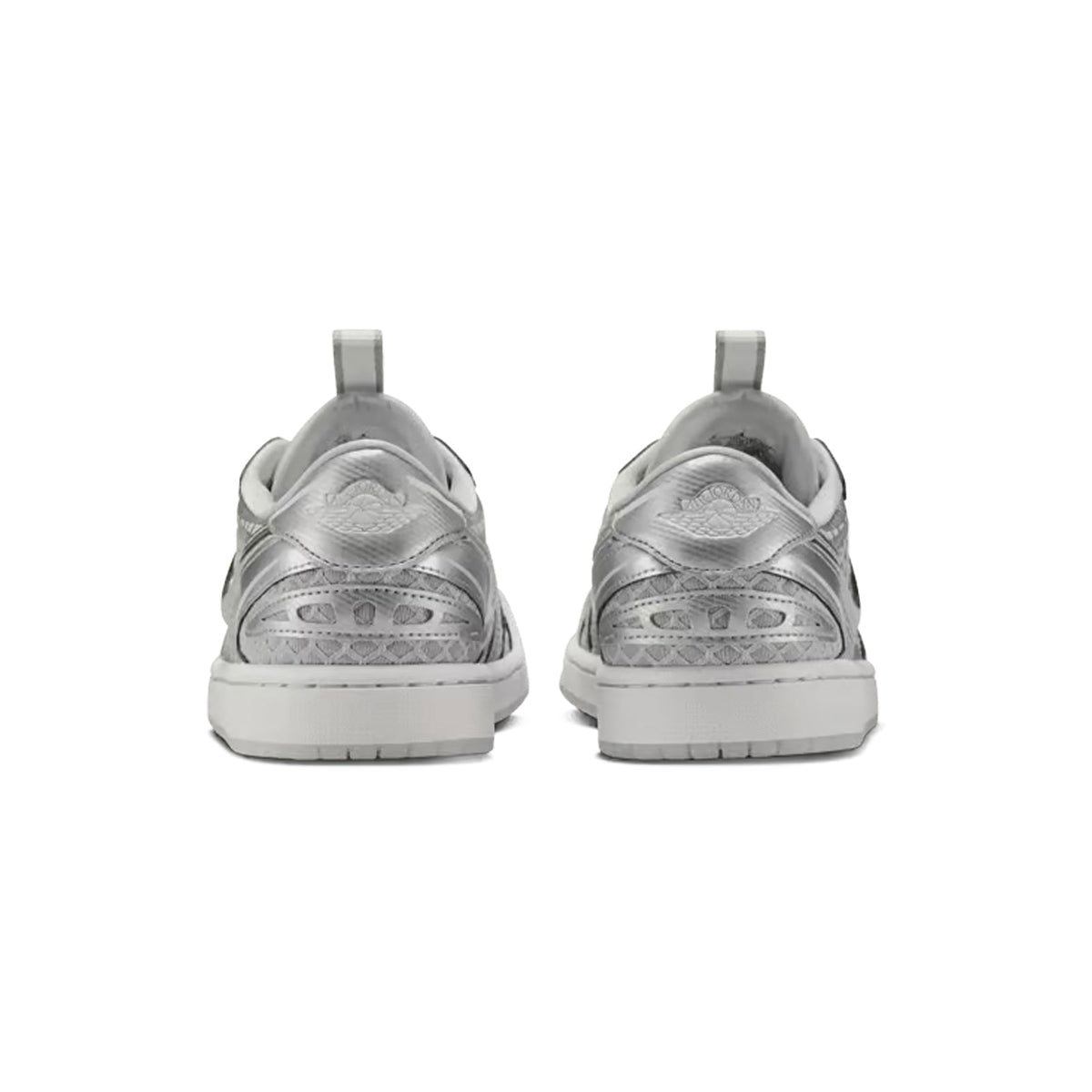 Air Jordan 1 Low Method of Make V3 Metallic Silver baskets basses homme et femme en cuir argent, détail semelle