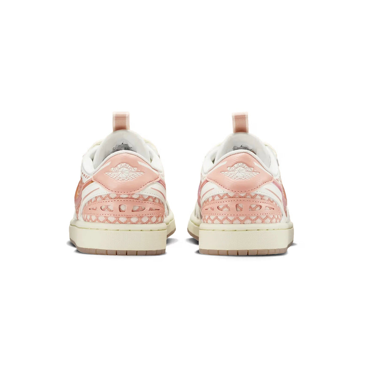 Air Jordan 1 Low Method of Make V3 Sail Washed Coral baskets basses homme et femme en cuir blanc rose, détail semelle