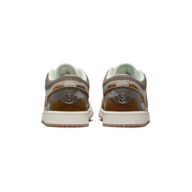 Air Jordan 1 Low Multi-Color Sail Light Bone baskets basses homme et femme en cuir blanc beige, détail semelle