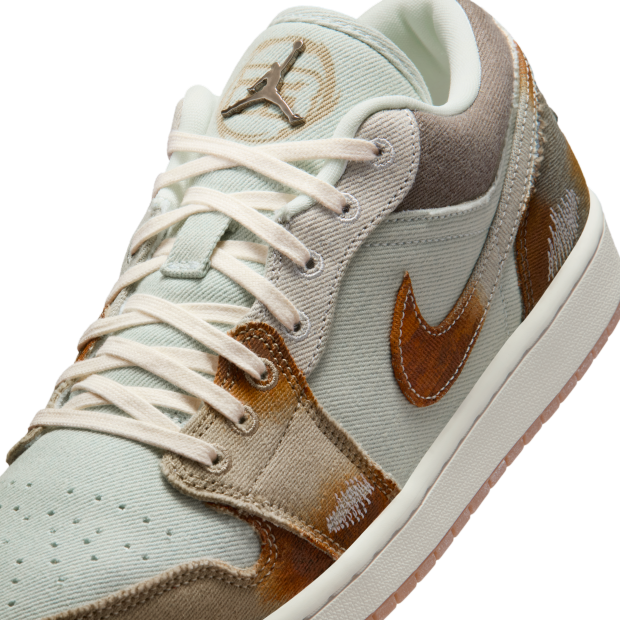 Air Jordan 1 Low Multi-Color Sail Light Bone baskets basses homme et femme en cuir blanc beige, détail tige