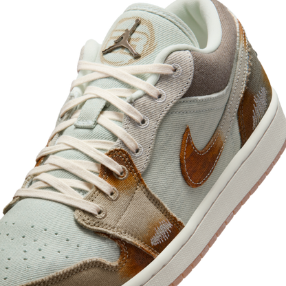 Air Jordan 1 Low Multi-Color Sail Light Bone baskets basses homme et femme en cuir blanc beige, détail tige