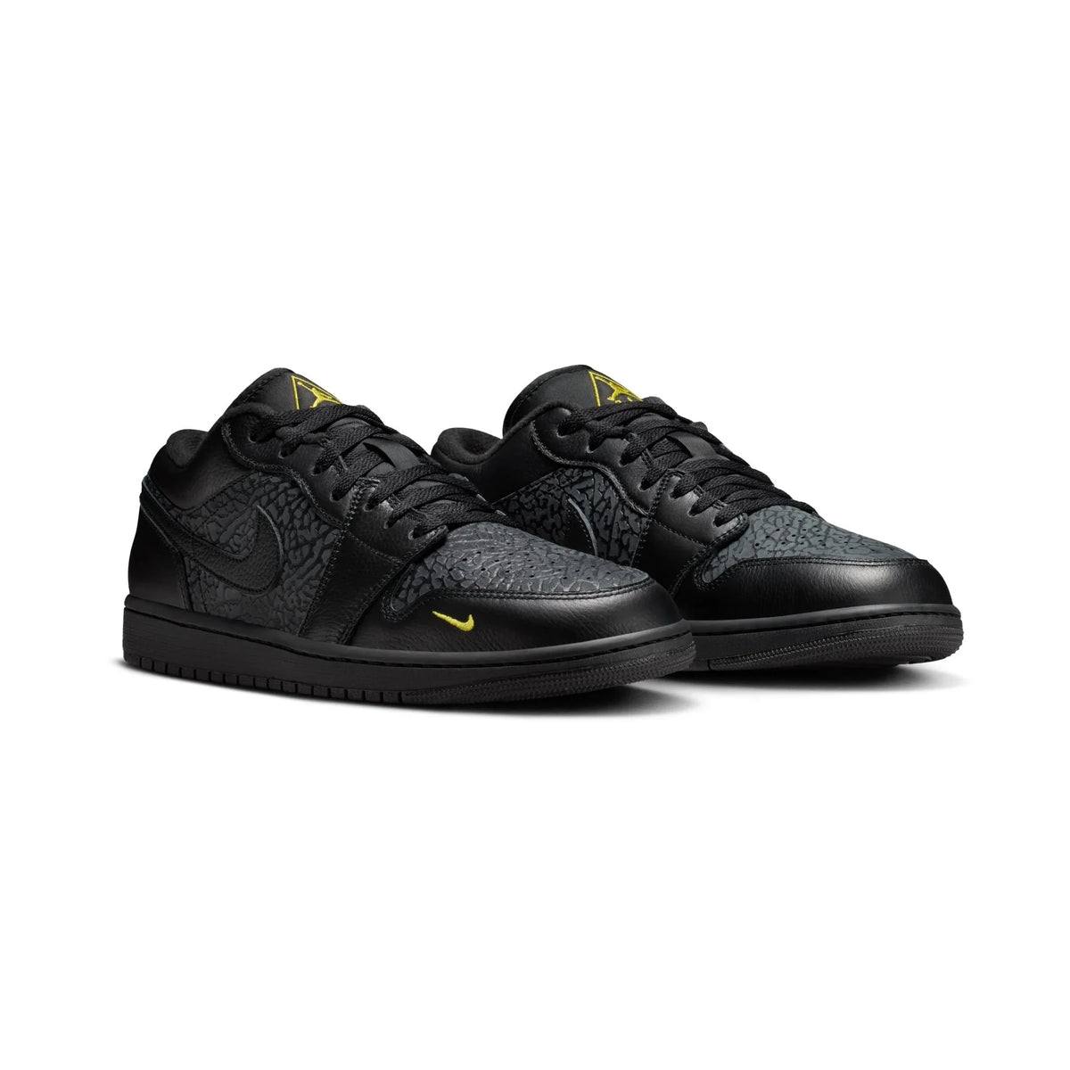 Air Jordan 1 Low Black Elephant Print baskets basses homme et femme en cuir noir, vue de face