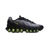 Nike Air Max DN8 Black Volt Sneakers nere e gialle da uomo e donna