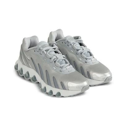 Nike Air Max DN8 Wolf Grey Metallic Silver Baskets Gris Argent Homme Femme - 2