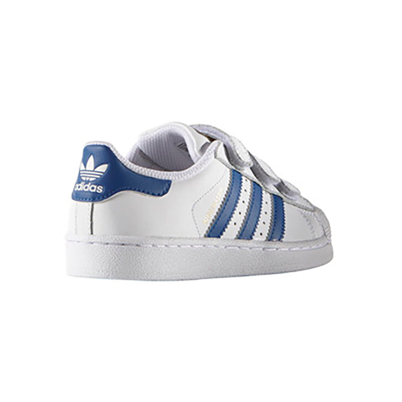 Adidas Superstar Royal Blue baskets basses enfant en cuir bleu, détail semelle
