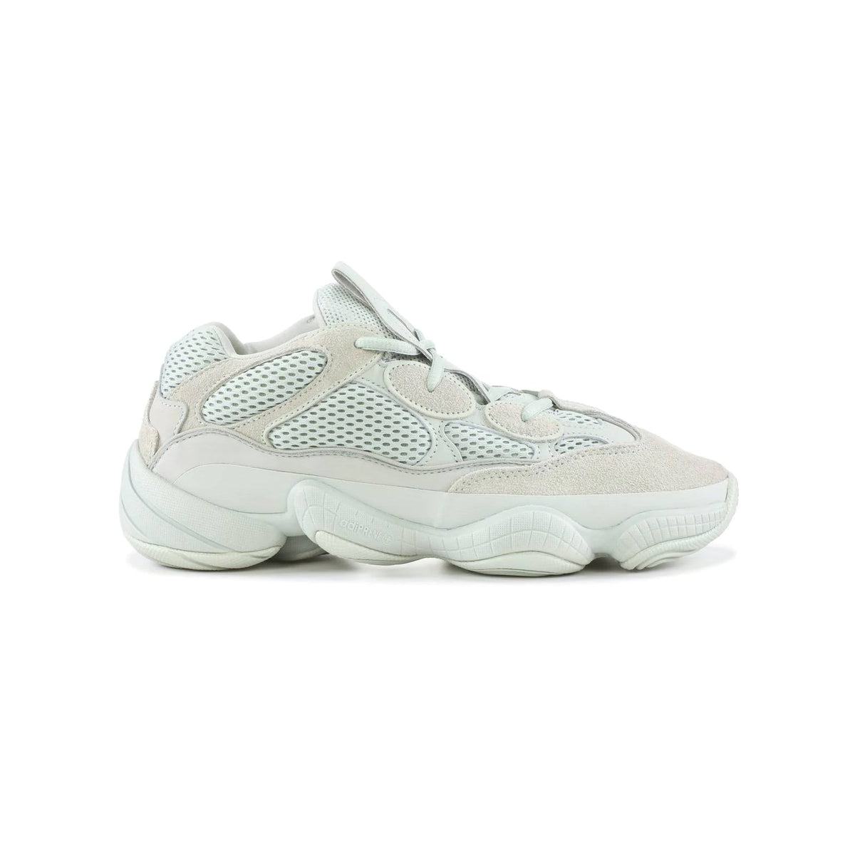 Adidas Yeezy 500 Salt baskets homme et femme en daim, mesh et cuir beige, vue de profil