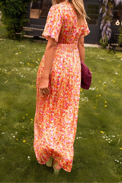 Ava | Robe longue à manches courtes à col en V et motif floral pour femmes