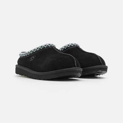 UGG Tasman II Black chaussons homme et femme en daim et peau de mouton noir, détail semelle