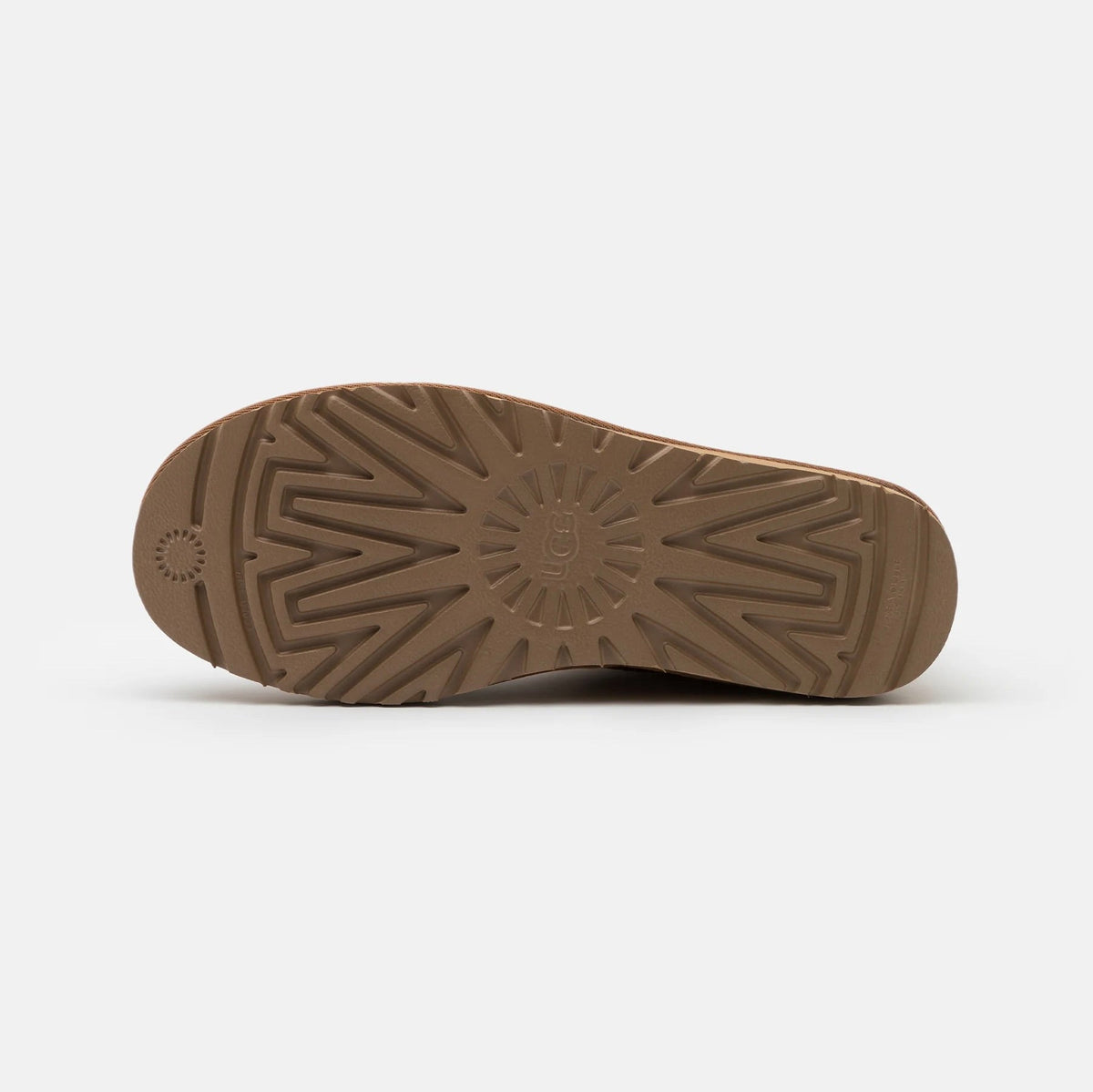 UGG Classic Ultra Mini Chestnut bottines fourrées femme en daim et peau de mouton marron chestnut, vue arrière