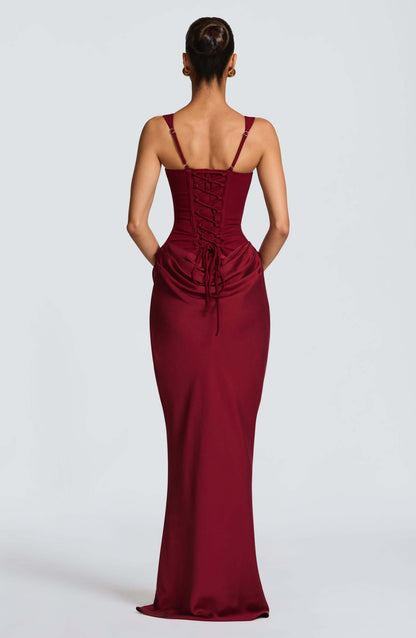 Blair | Robe maxi moulante sans manches pour femmes, idéale pour les invitées de mariage