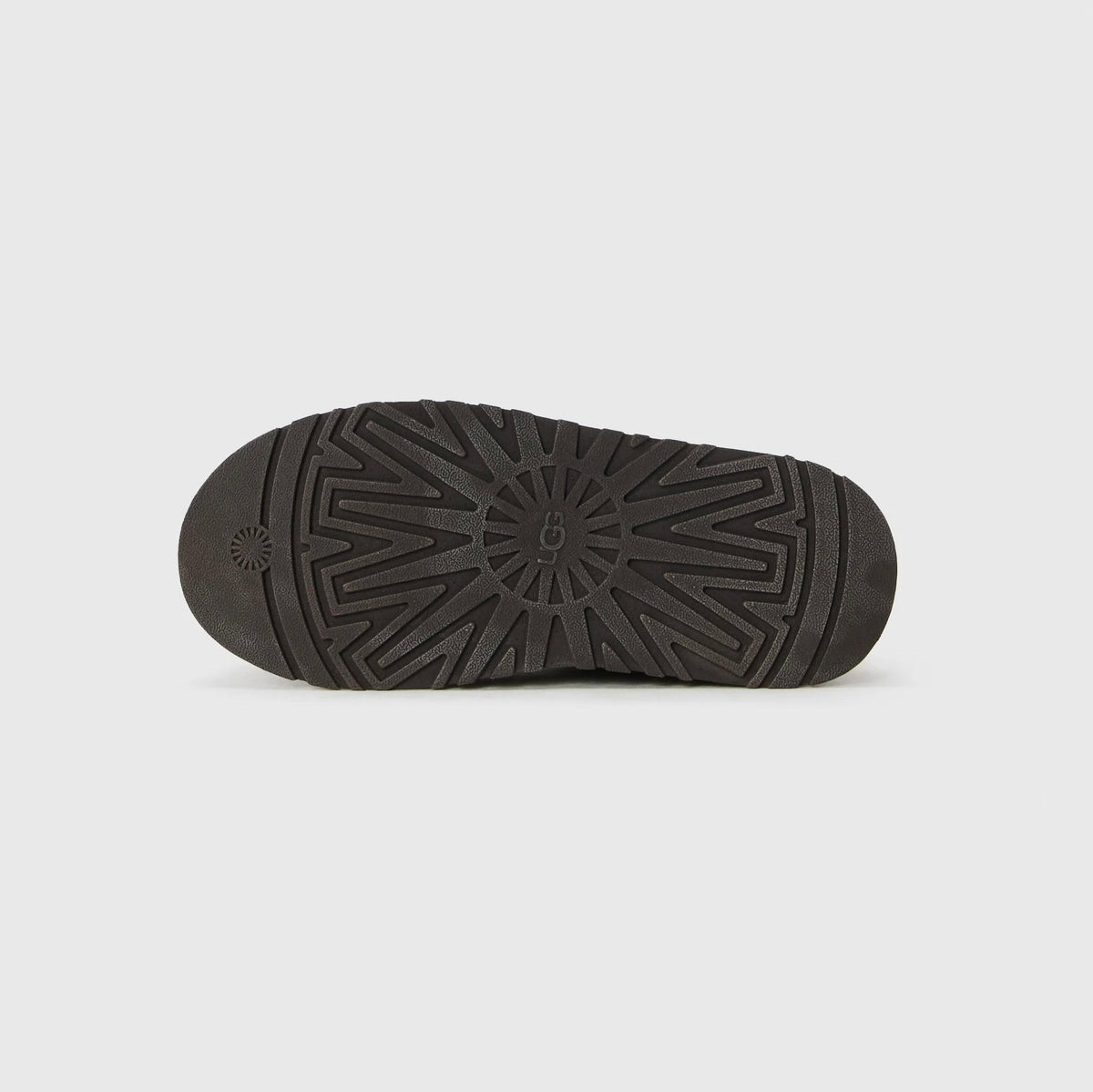 UGG Tazz Caspian Burnt Cedar chaussons à plateforme femme en daim et peau de mouton marron cèdre, détail intérieur