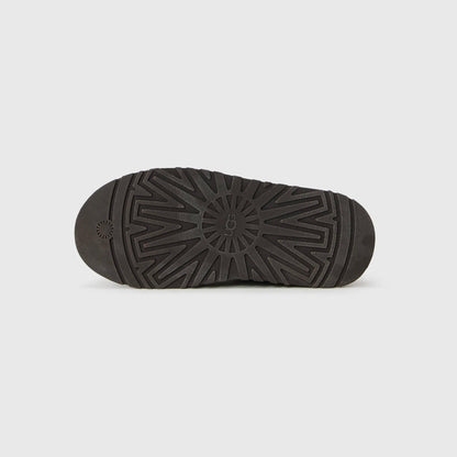 UGG Tazz Caspian Burnt Cedar chaussons à plateforme femme en daim et peau de mouton marron cèdre, détail intérieur