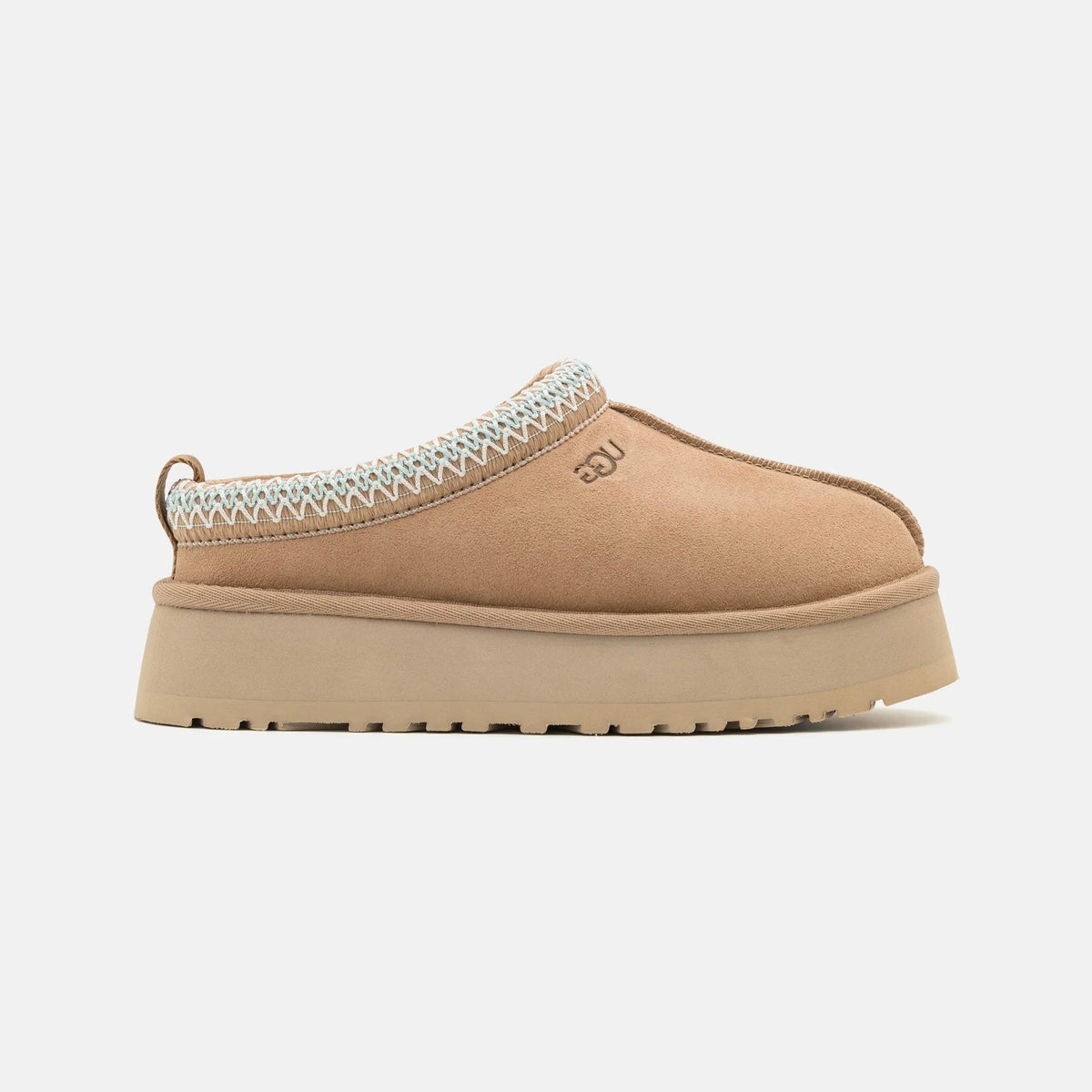 UGG Tazz Sand chaussons à plateforme femme en daim et peau de mouton beige sable, vue de profil