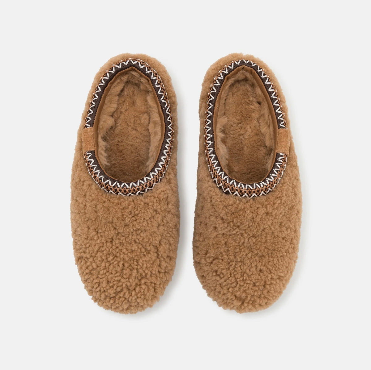 UGG Tasman Maxi Curly Chestnut chaussons femme en daim et peau de mouton marron chestnut, détail intérieur