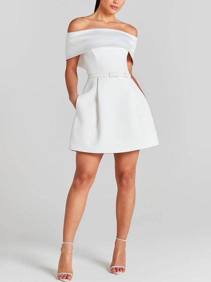 Robe Mini Femme en tissu léger, sans manches, coupe moulante – Menvelo