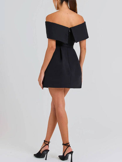 Robe Mini Femme en tissu léger, sans manches, coupe moulante – Menvelo