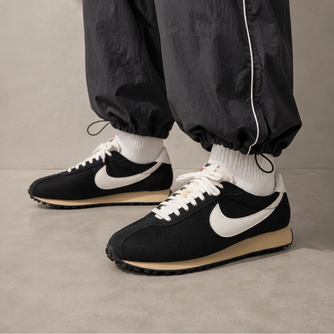 Nike LD-1000 Black Sesame, Baskets Rétro Running Unisexe Daim – photo 7