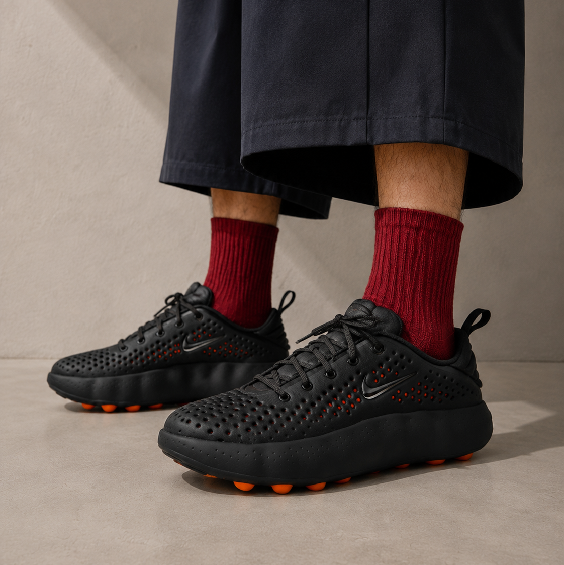 Nike Mind 002 Black Hyper Crimson, Baskets Lifestyle Unisexe – photo 5
