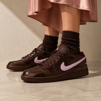 Air Jordan 1 Low Valentine's Day Chocolate baskets basses homme et femme en cuir marron, vue de dessus