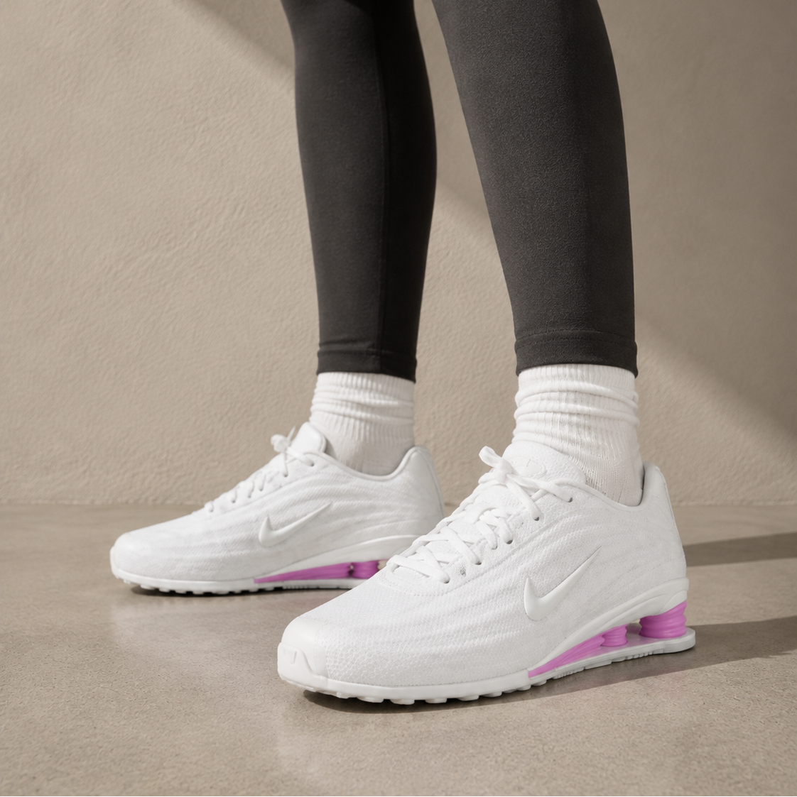Nike Shox Z White Light Magenta, Baskets Rétro Running Unisexe Mesh – photo 5
