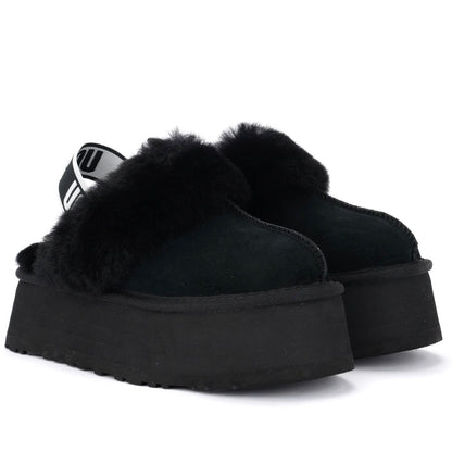 UGG Funkette Black sabots à plateforme femme en daim et peau de mouton noir, vue de face