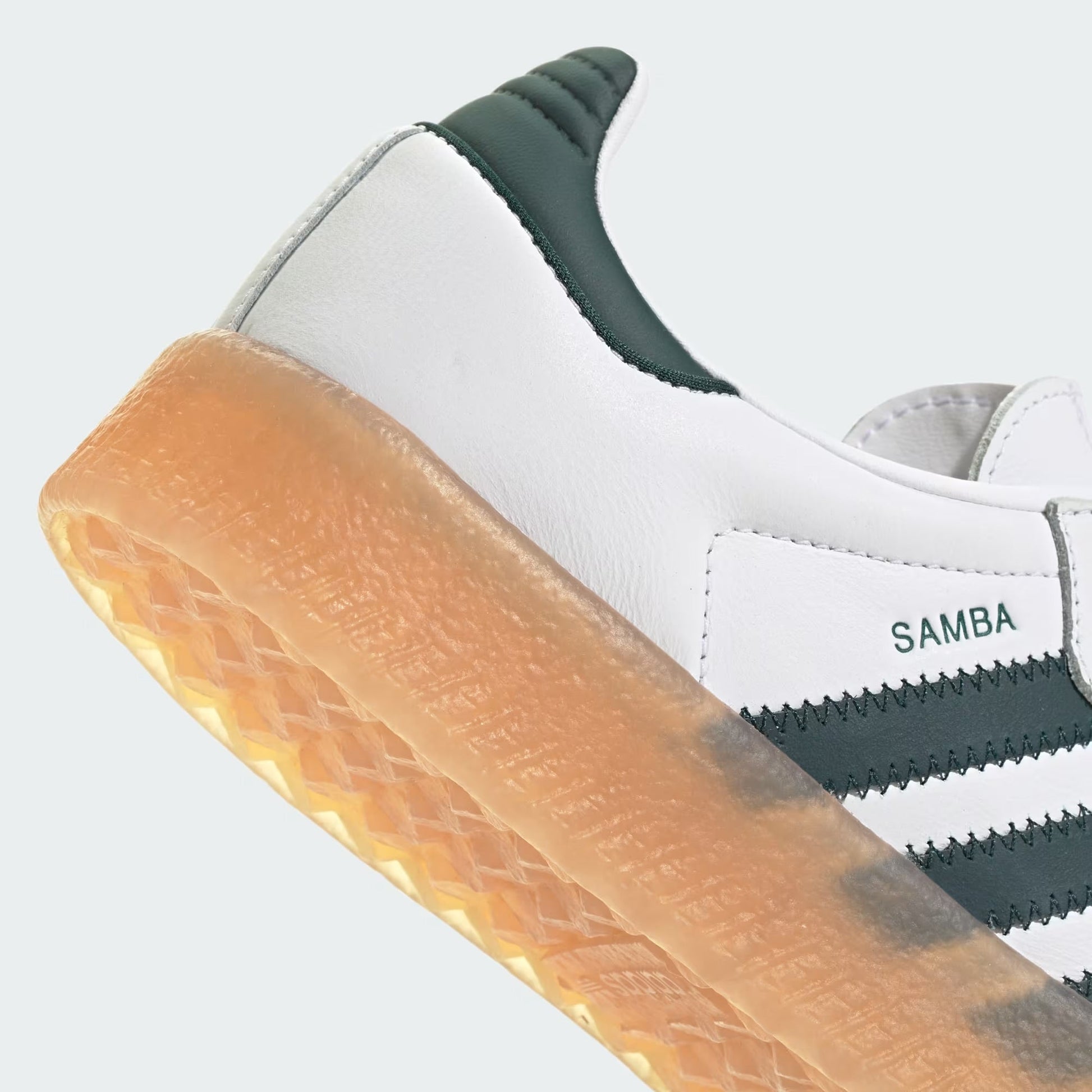 Sneakers basses Adidas Samba white off white aurora ivy unisexe