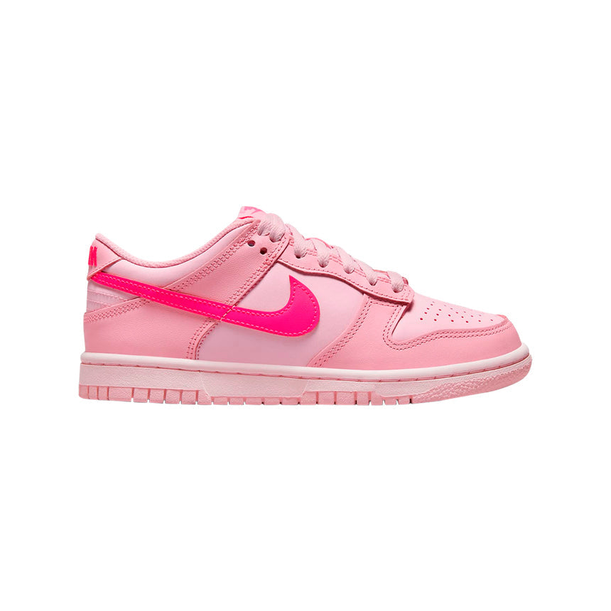 nike dunk low triple pink baskets vue latérale