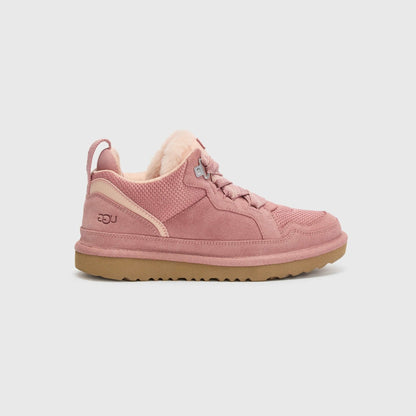 UGG Lowmel Pink Dawn baskets enfant en daim et textile recyclé rose, vue de profil