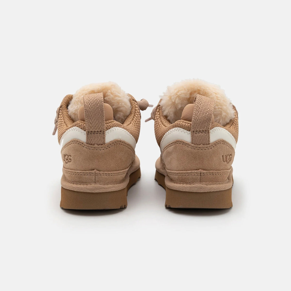 UGG Lowmel Sand baskets enfant en daim et textile recyclé beige sable, détail semelle