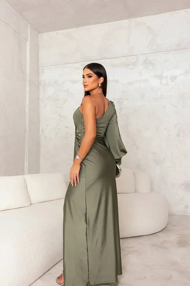 Emily | Robe de soirée longue pour femme à fente haute et une épaule