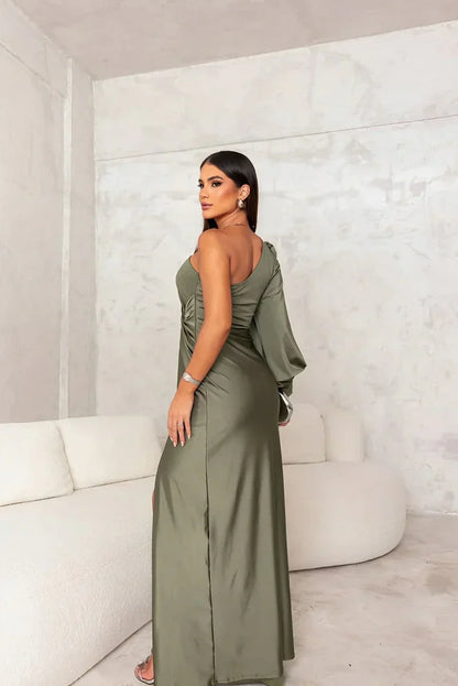 Emily | Robe de soirée longue pour femme à fente haute et une épaule
